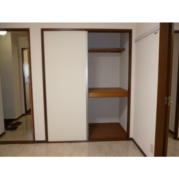 フォーレス・湖西の内装