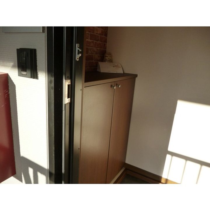 フォーレス・湖西の玄関