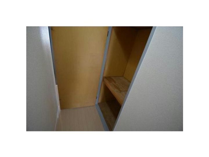 新栄第7ロイヤルマンションの内装