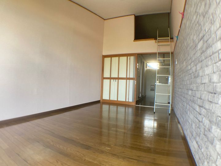 宮城県多賀城市留ケ谷1(アパート)の賃貸物件の居間