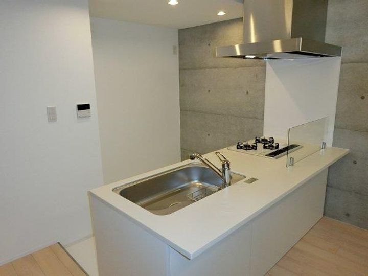 東京都港区芝浦2(マンション)の賃貸物件のキッチン