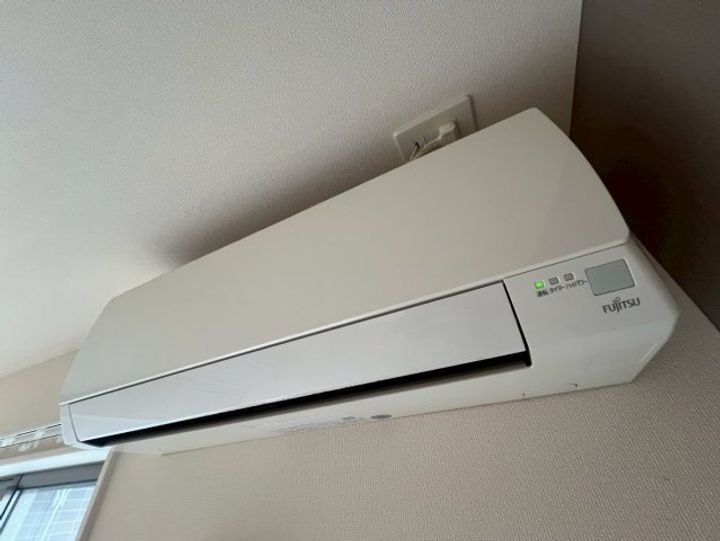 シャインダースの内装
