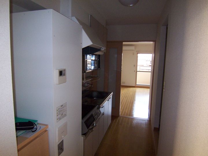 フローレンスココネの玄関