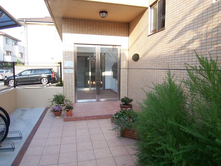 フローレンスココネの地図