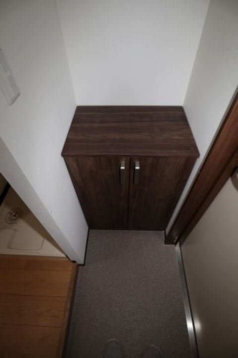 アメニティ磯路の玄関