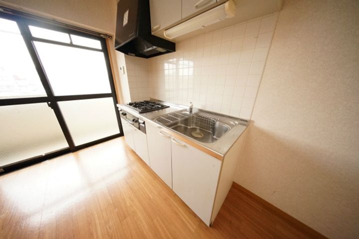 山口県下関市新地町(マンション)の賃貸物件のキッチン