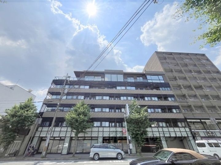 グランスイート鴨川の外観