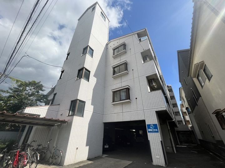 フローレス日吉の外観
