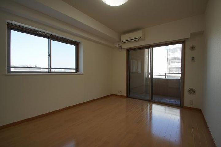 S‐FORT福岡県庁前の居間