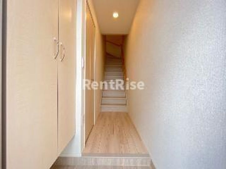 一宮市あずら新築アパート(仮)の玄関