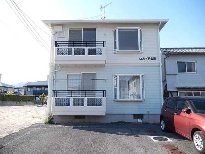 シーサイドカナザワの外観