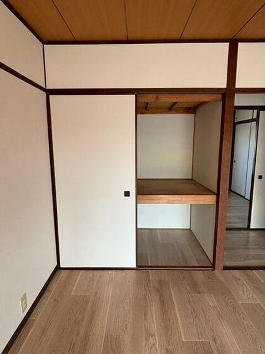 サンライト岩田の内装