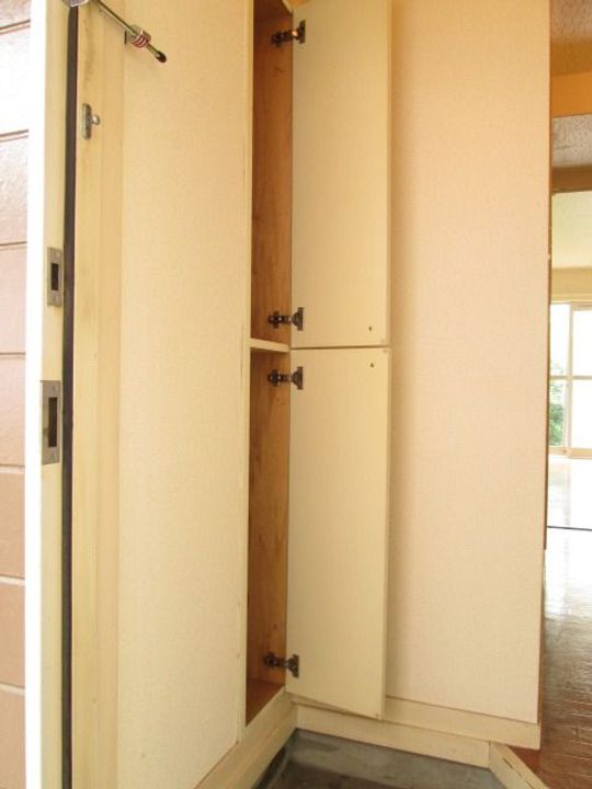 サニーハイムの玄関