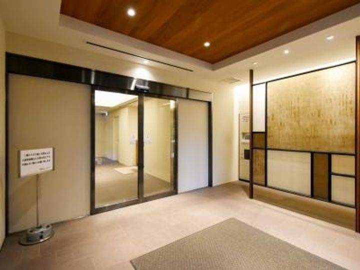 東京都港区六本木1(マンション)の賃貸物件の地図