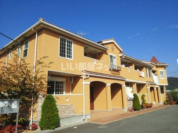 兵庫県西脇市高田井町(アパート)の賃貸物件の外観