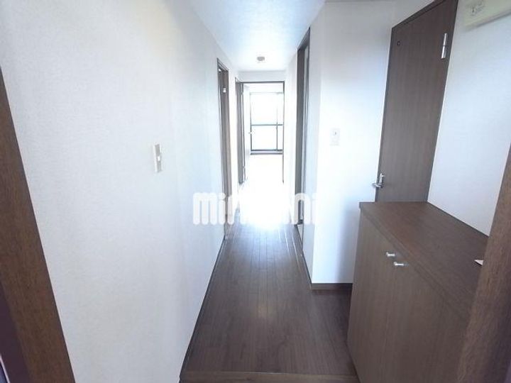 RHUステーツの玄関