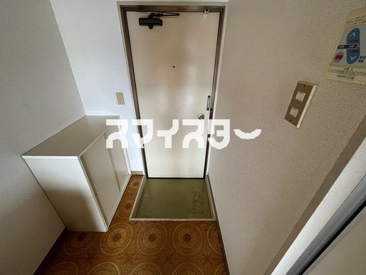 東京都青梅市野上町3(マンション)の賃貸物件の玄関