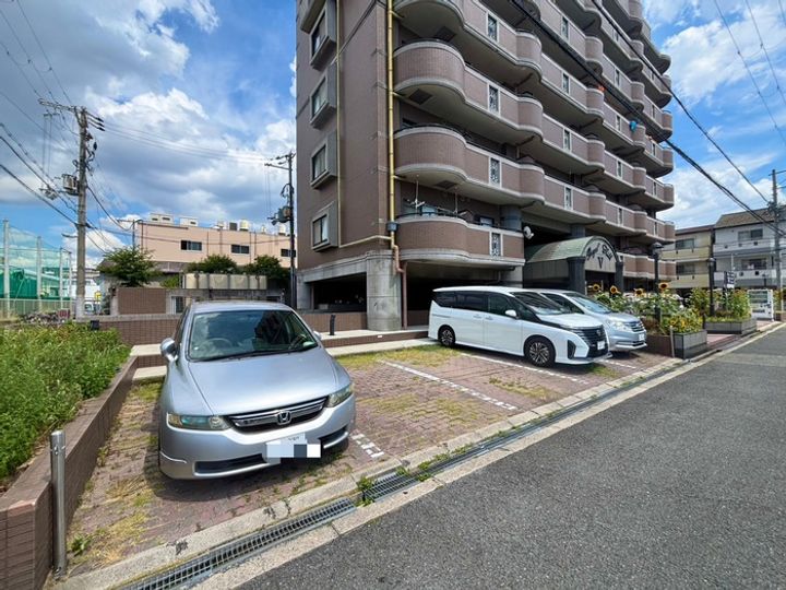 ロイヤルヒルズ5番館の地図