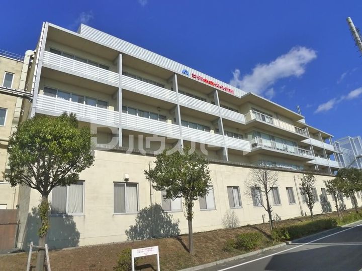 タチェット三郷中央の周辺
