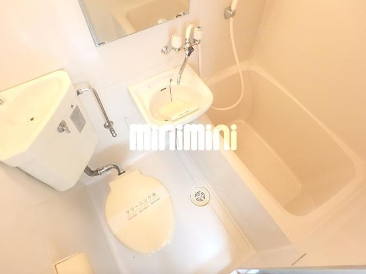 今氏ビルの風呂