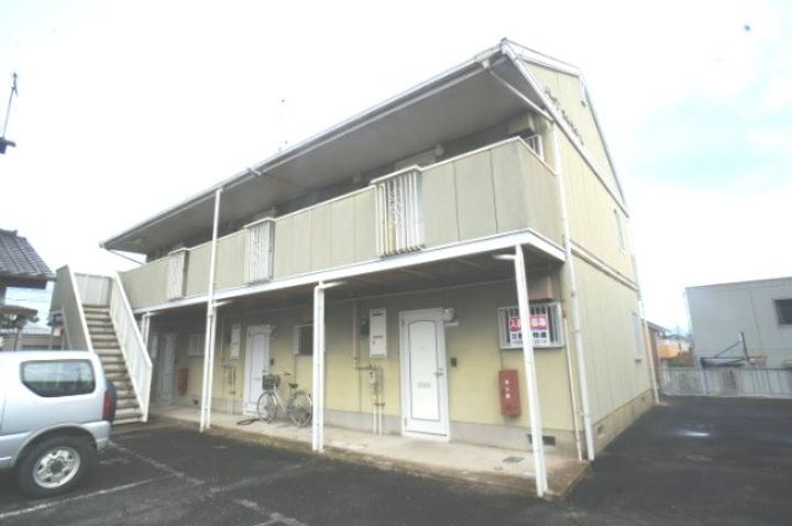 茨城県石岡市南台1(アパート)の賃貸物件の外観