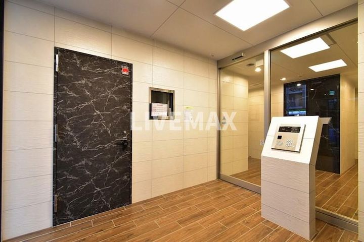 ディアレイシャス市谷薬王寺の地図