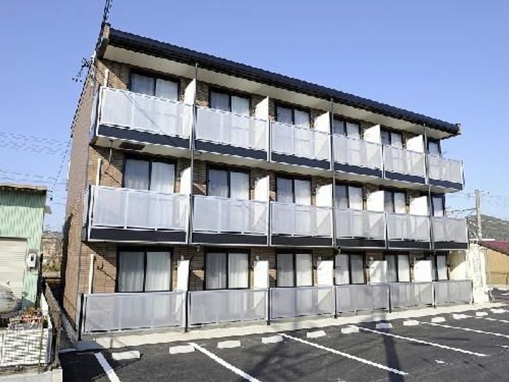 レオパレスメゾンドールシェルIVの外観