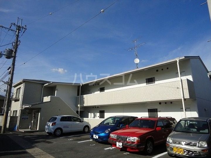 ブライトホームの外観