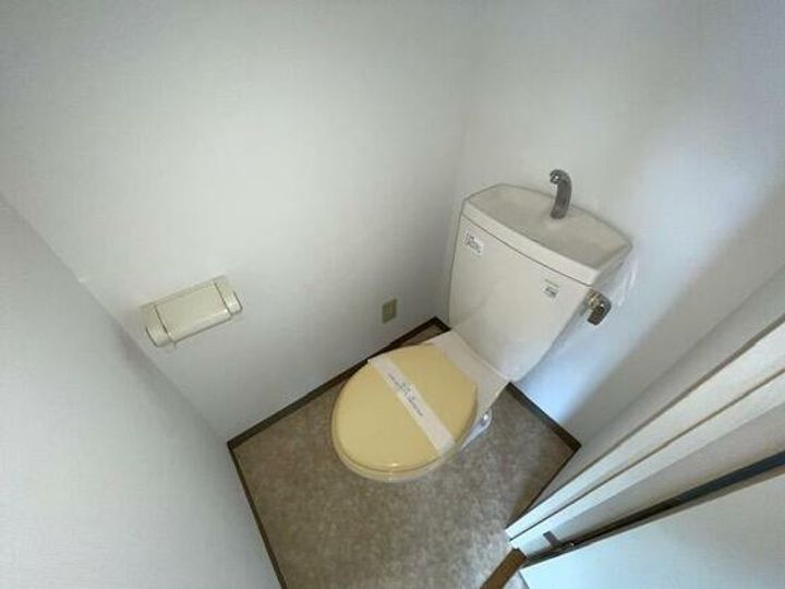 ケーエスビルの内装