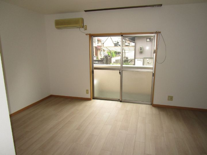 ロイヤルマンションMの内装