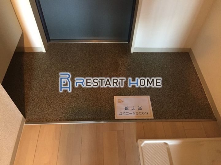 グリーン・ネス神戸駅前の玄関