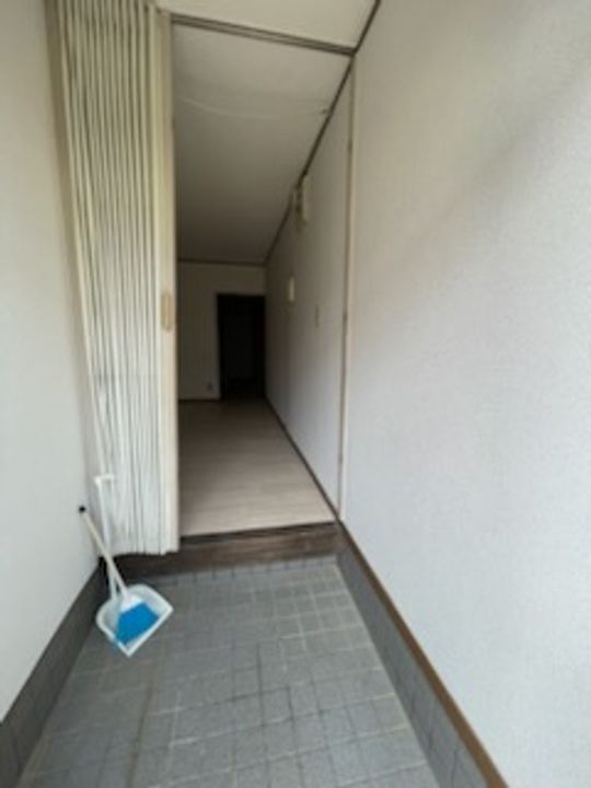 大阪府門真市松葉町(一戸建)の賃貸物件の玄関