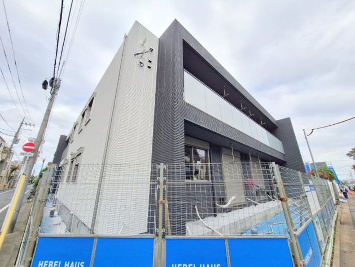 グランデ・イズミの外観