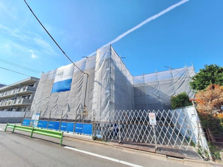グランデ・イズミの外観