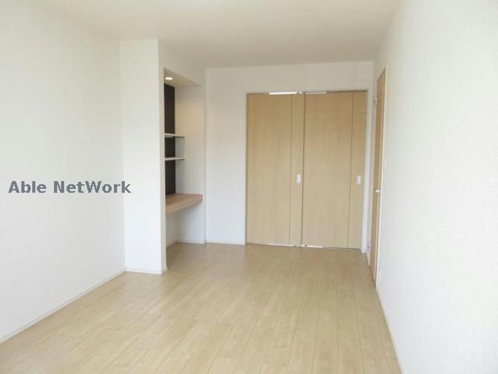 アビターレ ベッシェ D・E棟の居間