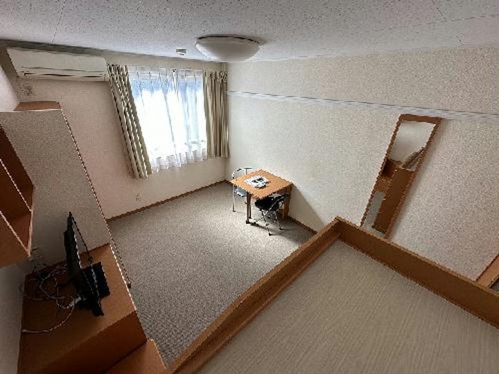 レオパレスアムールIIIの居間