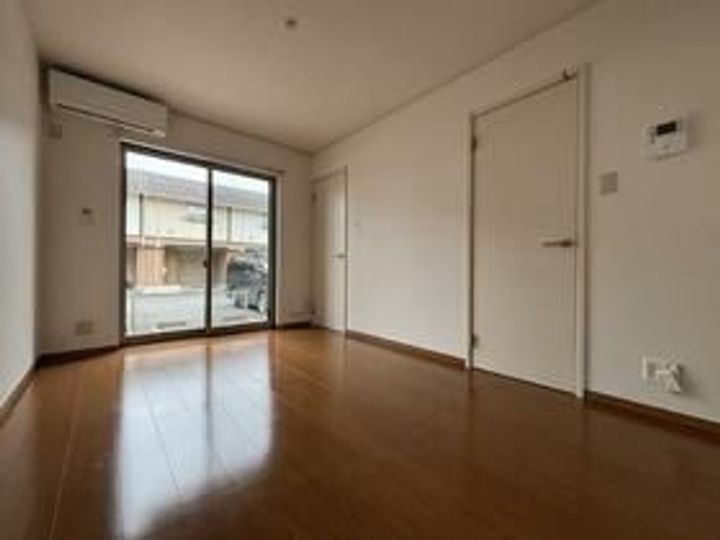 Dear court toi Bの居間