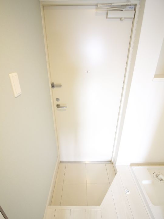 福岡県福岡市中央区大手門2(マンション)の賃貸物件の玄関