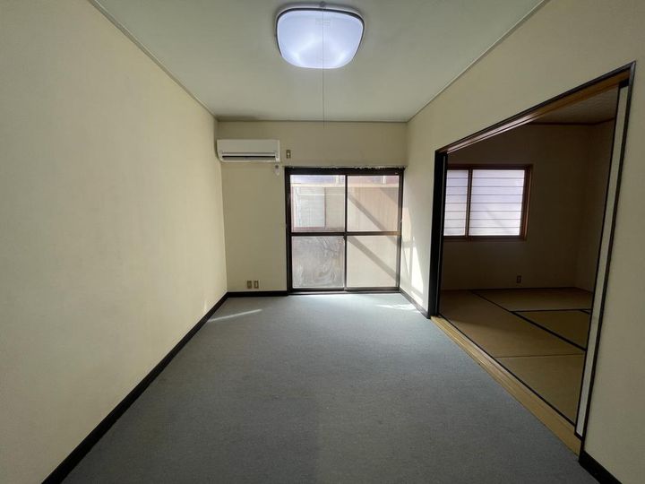 メゾン大領の居間