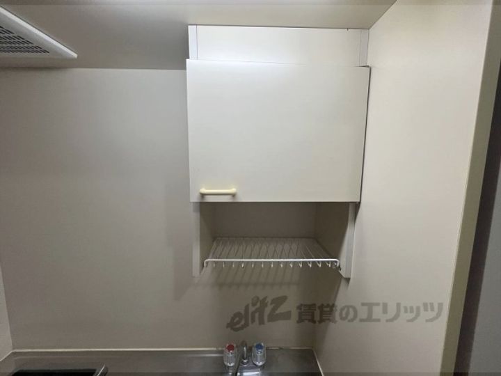 インテルビルの内装