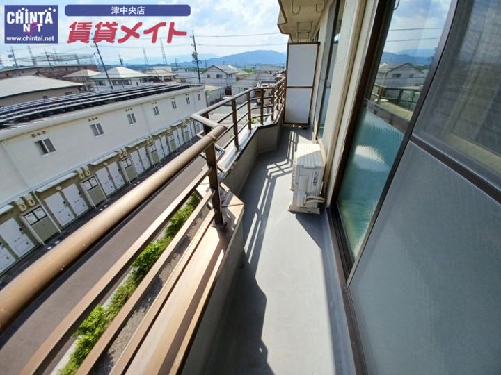ガーデンヒルズ2号館の内装