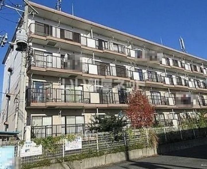 スカイコート前田の外観
