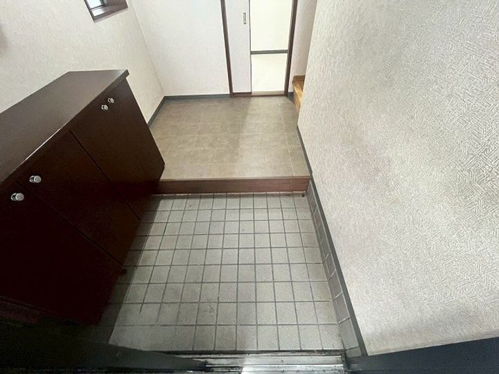 大阪府交野市私部南3(一戸建)の賃貸物件の玄関