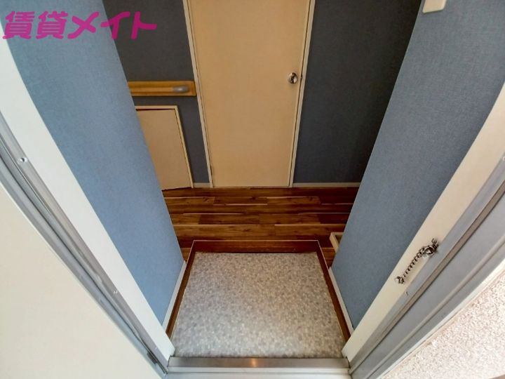 アーバンドリームの玄関