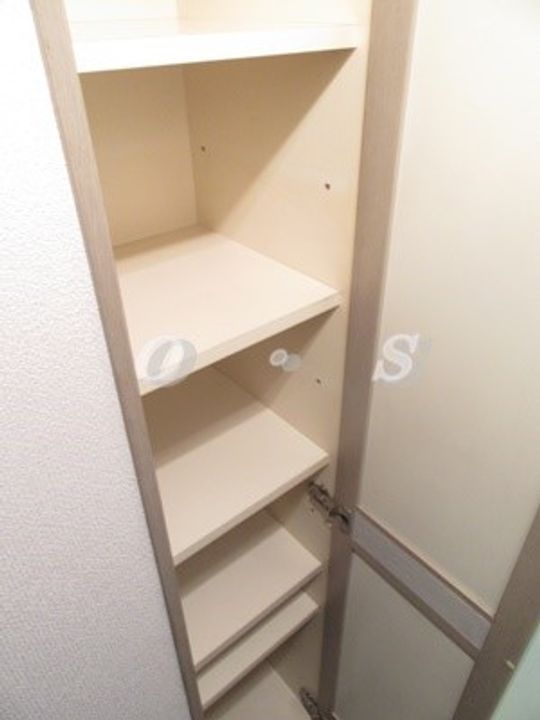 スカイコート横浜駅西口の内装