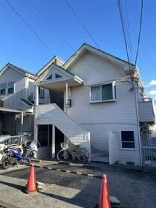 片倉ホームズの外観