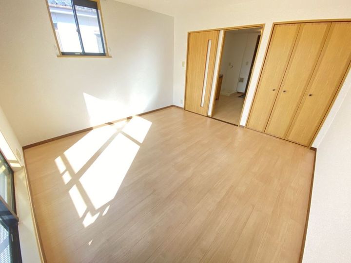 サンパティークの居間