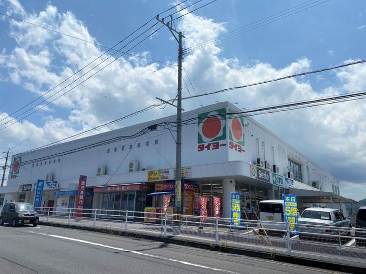 サンパティークの周辺