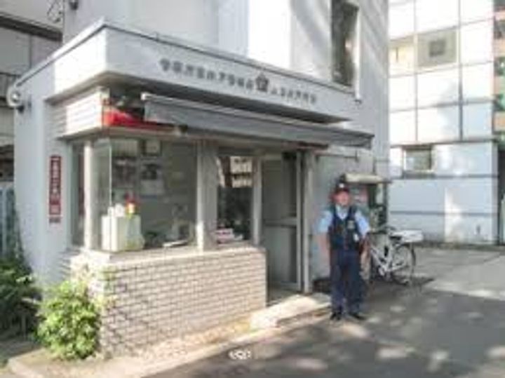 PASEO EASTの周辺