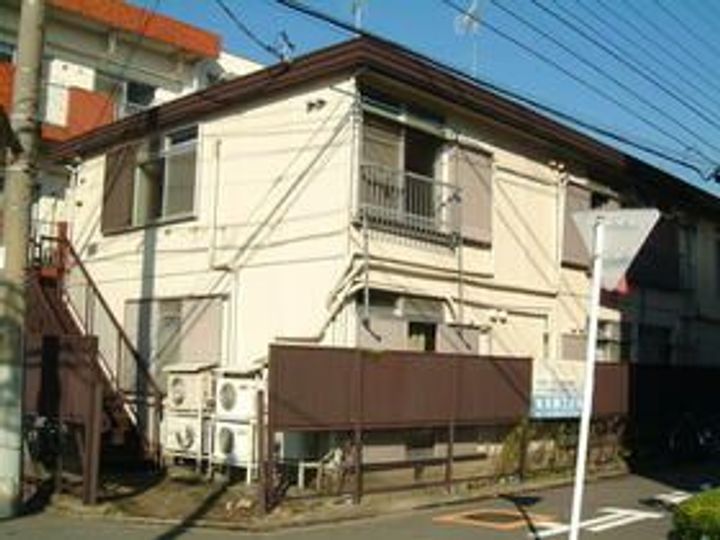 みどり荘の外観